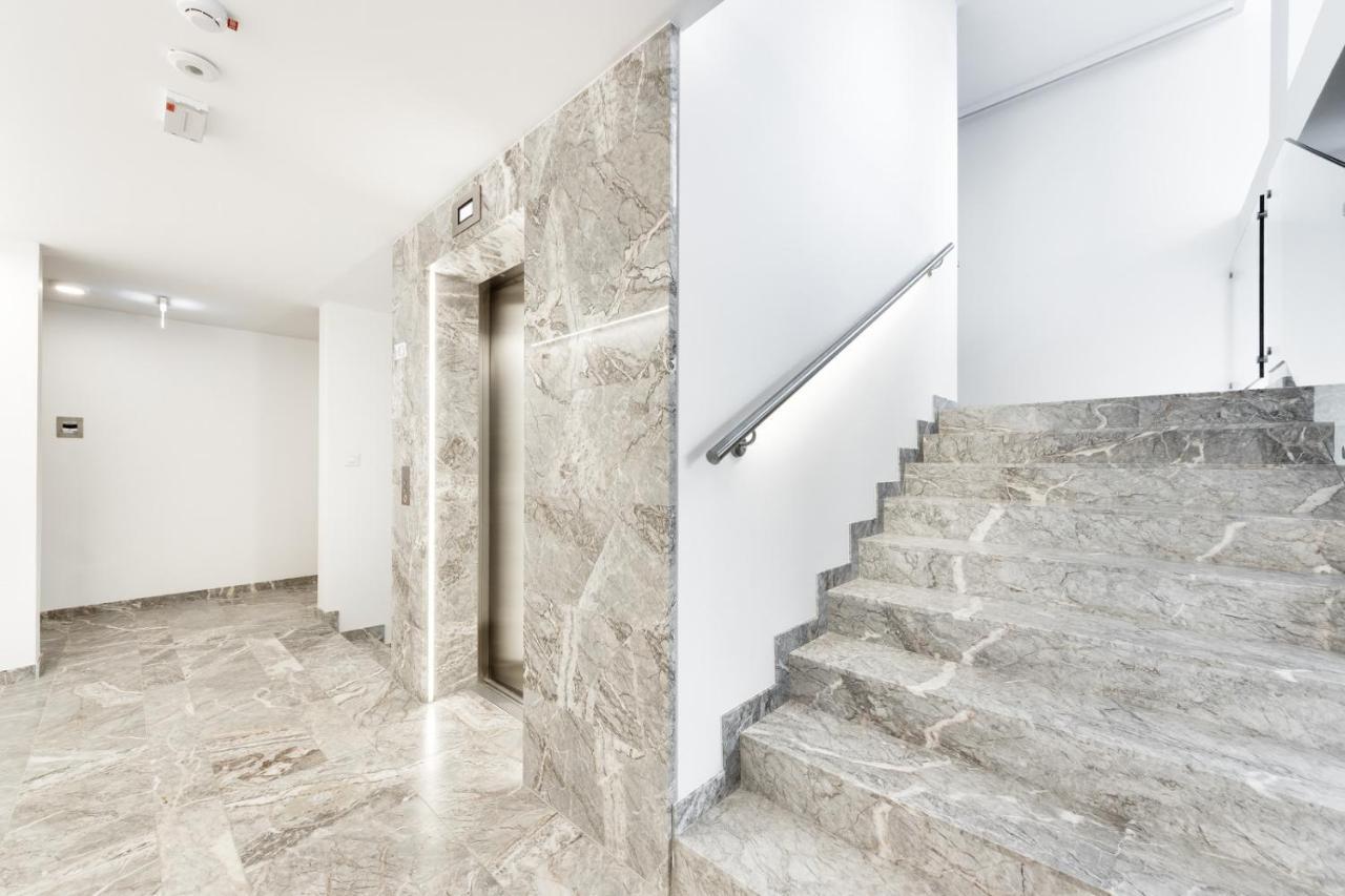 Appartement With Private Garage